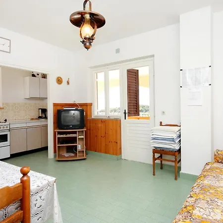 House With A Swimming Pool Prizba, Korcula - 199 *